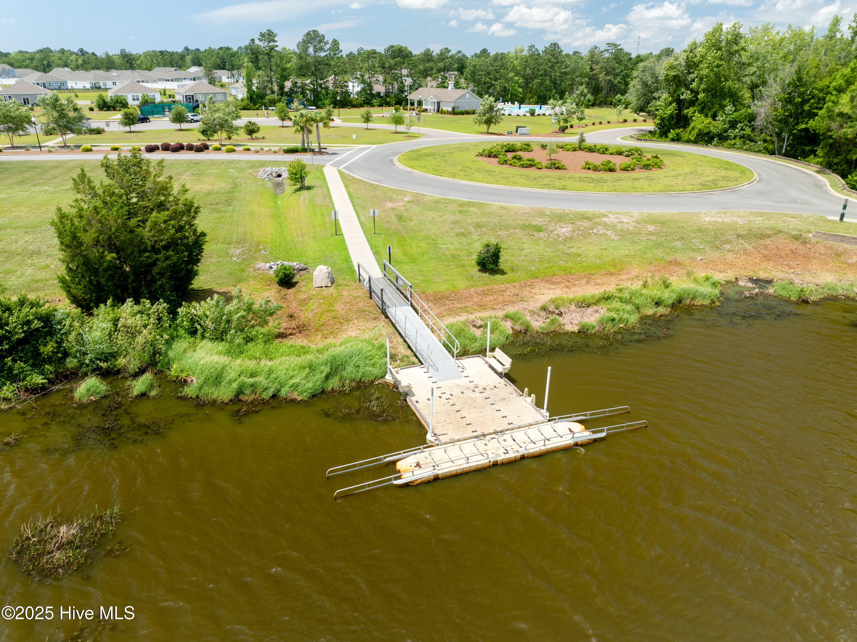 100521762 | Photo 55