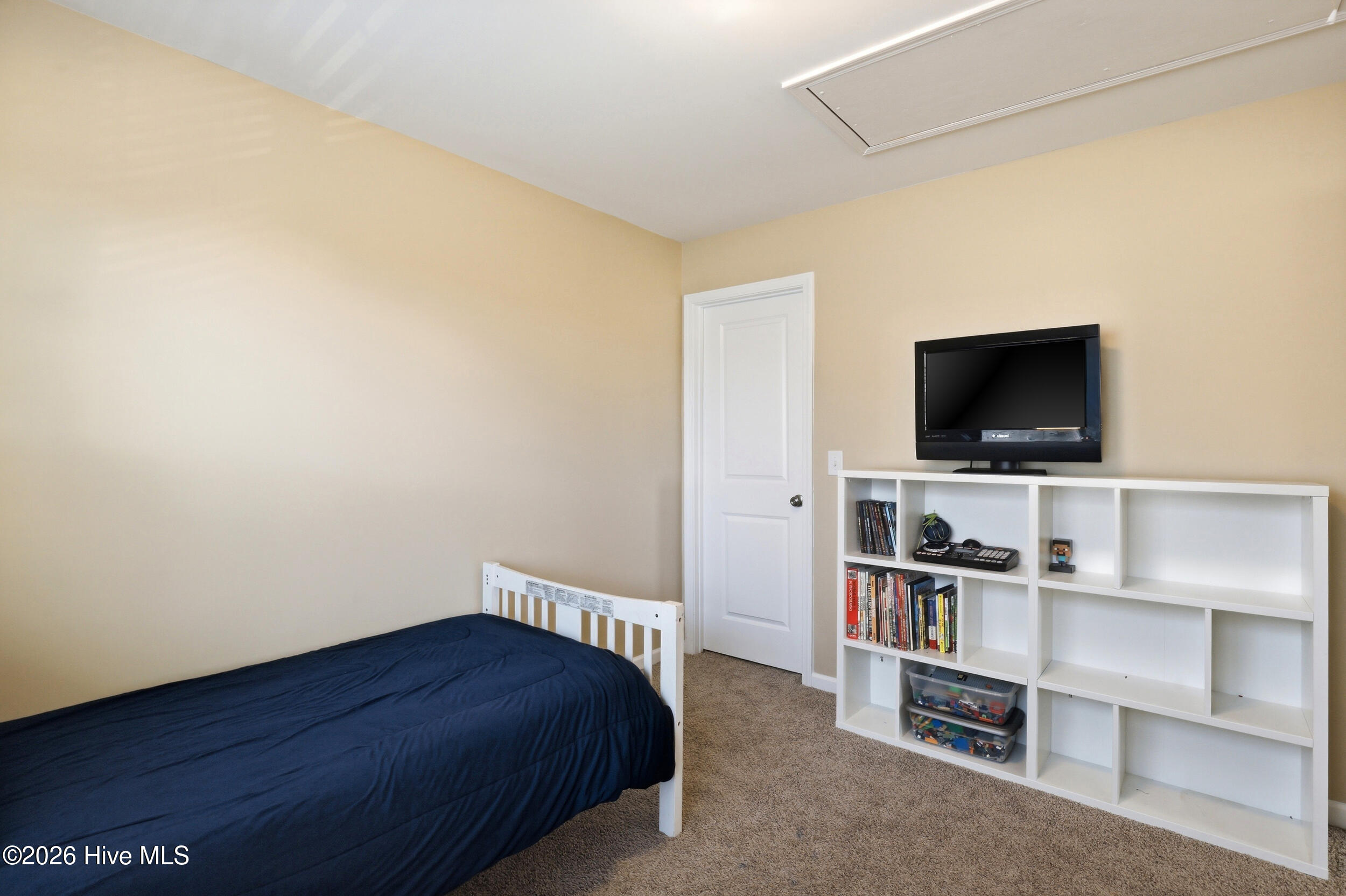 100566702 | Photo 29