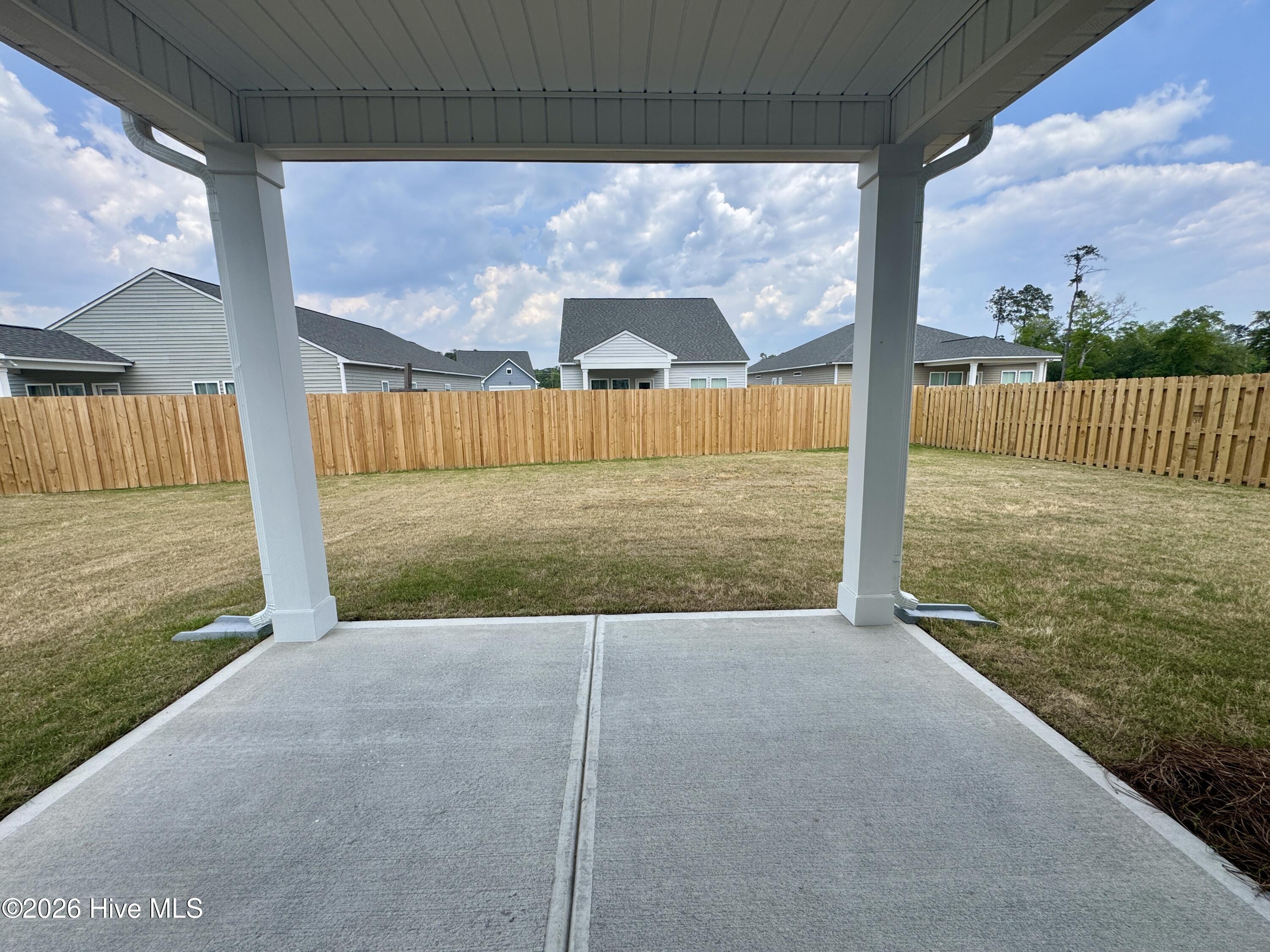 100535606 | Photo 22