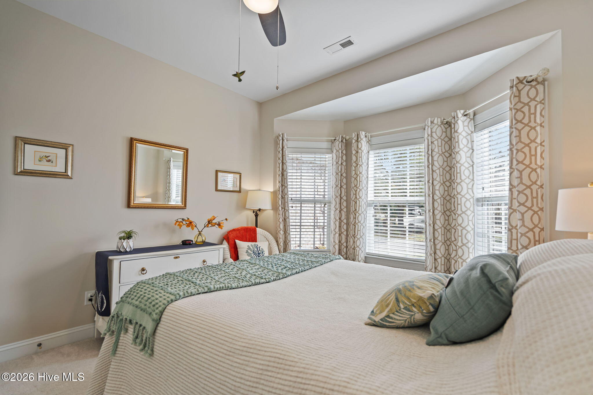 100562248 | Photo 34