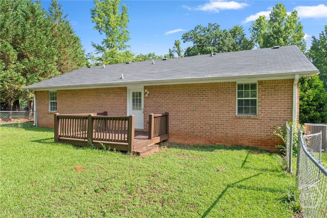 175 Big Oak Circle