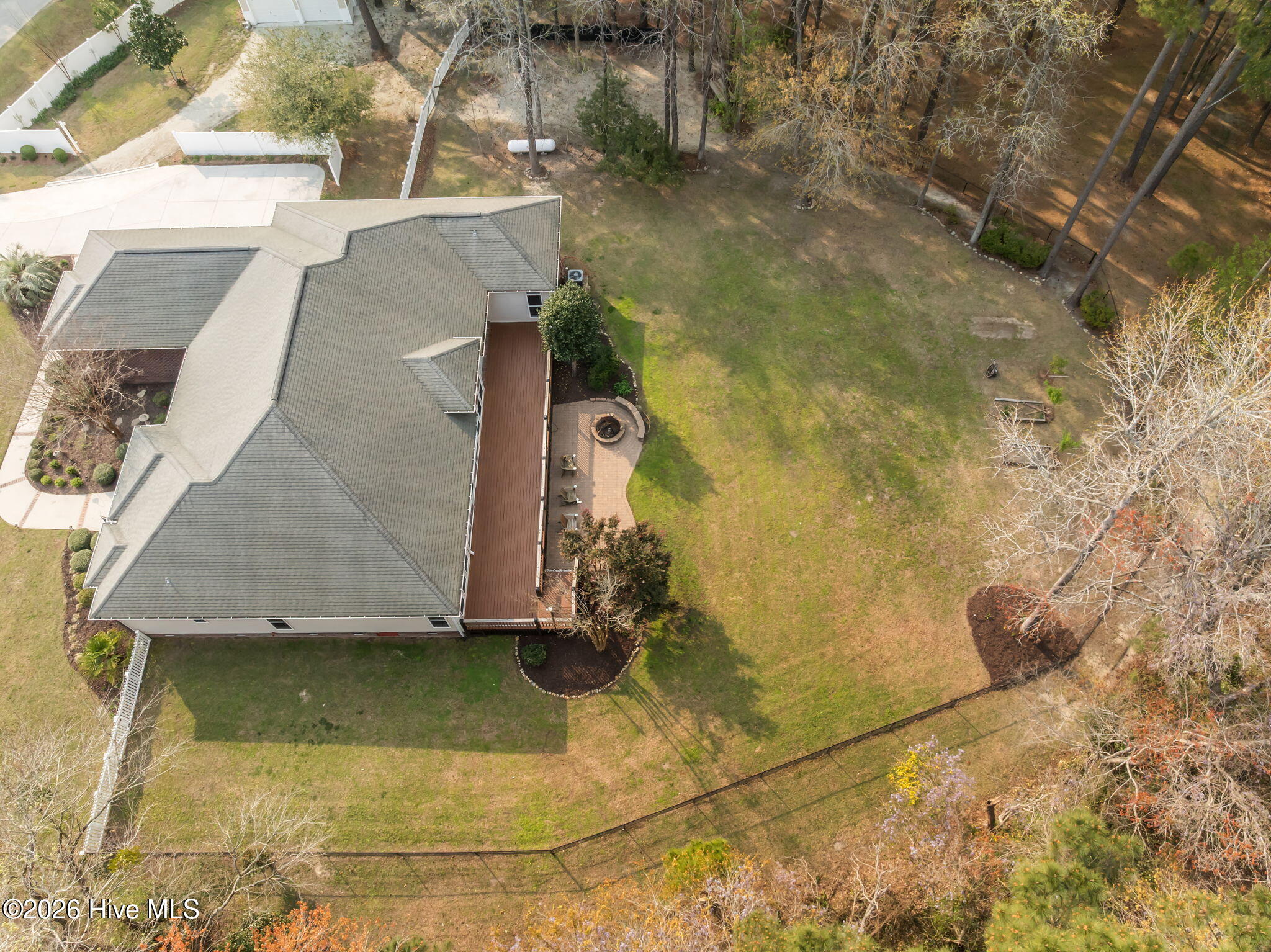 100562533 | Photo 61