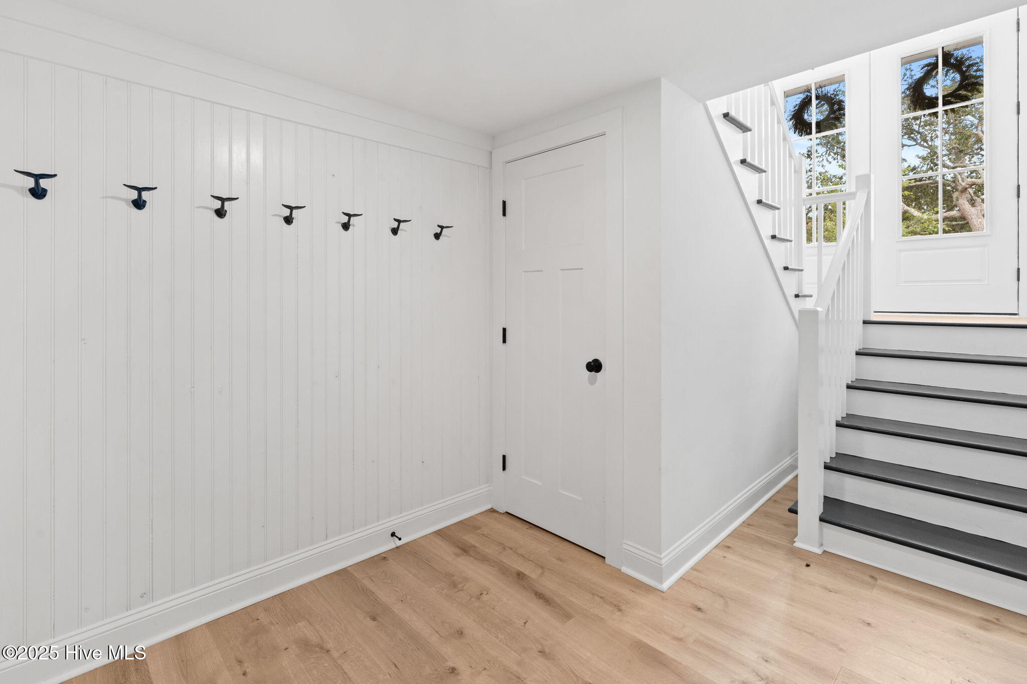 100548634 | Photo 15