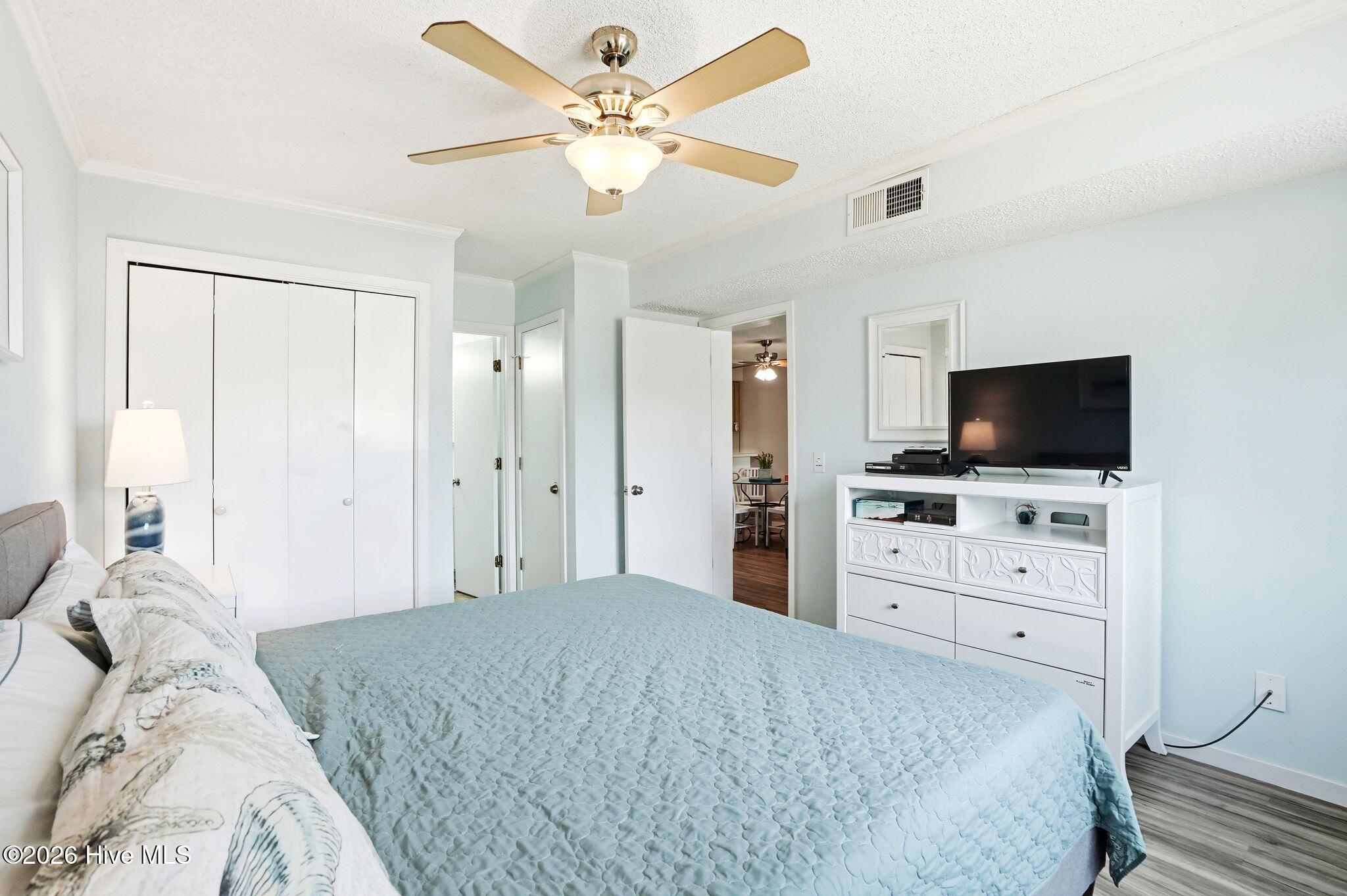 100567622 | Photo 31