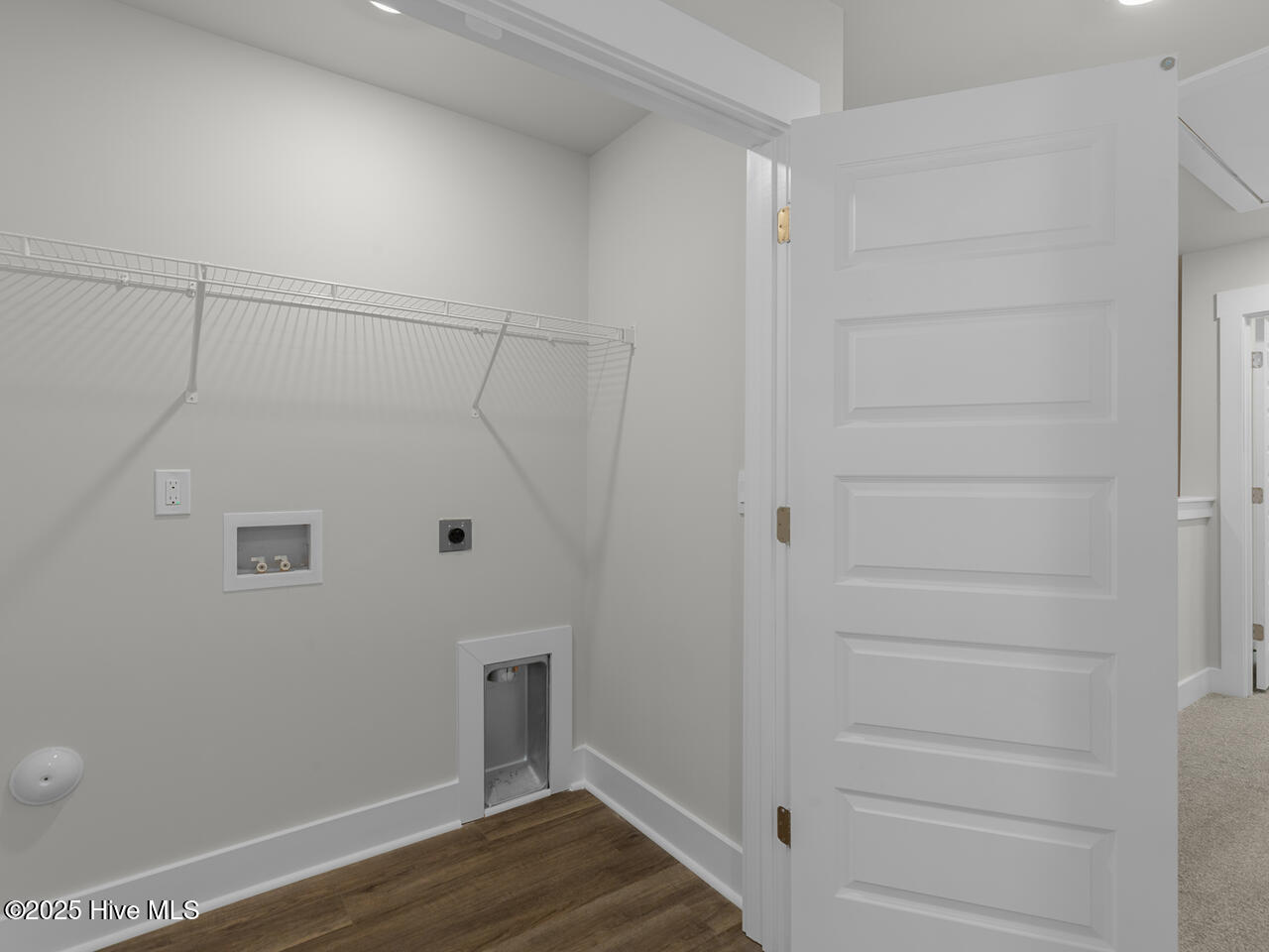 100508448 | Photo 31