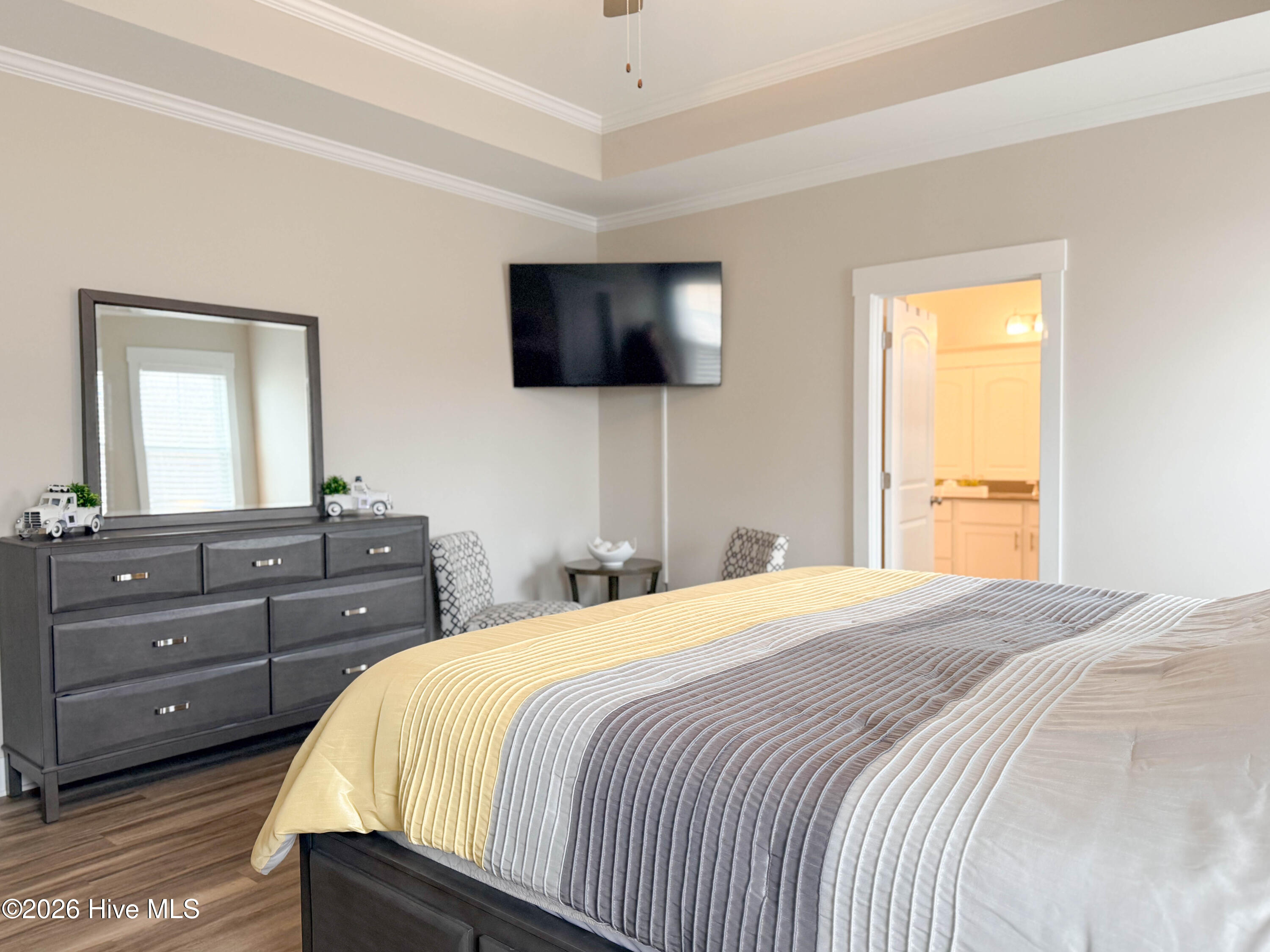 100560693 | Photo 51