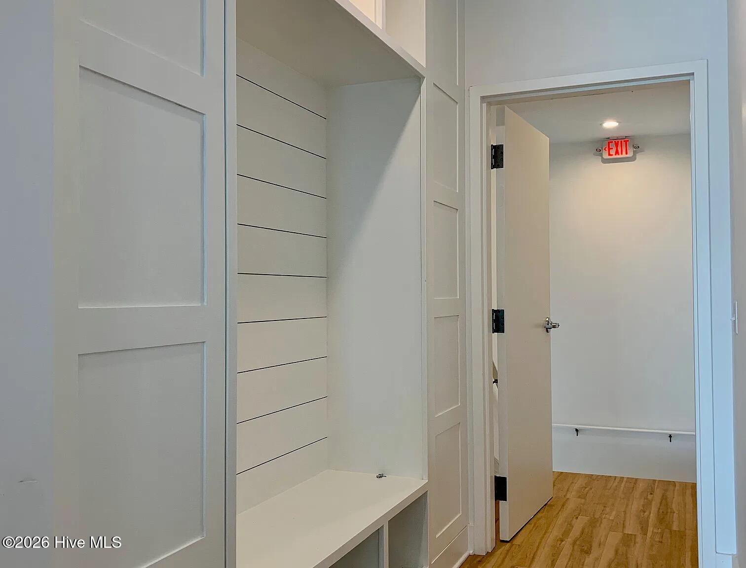 100559084 | Photo 15