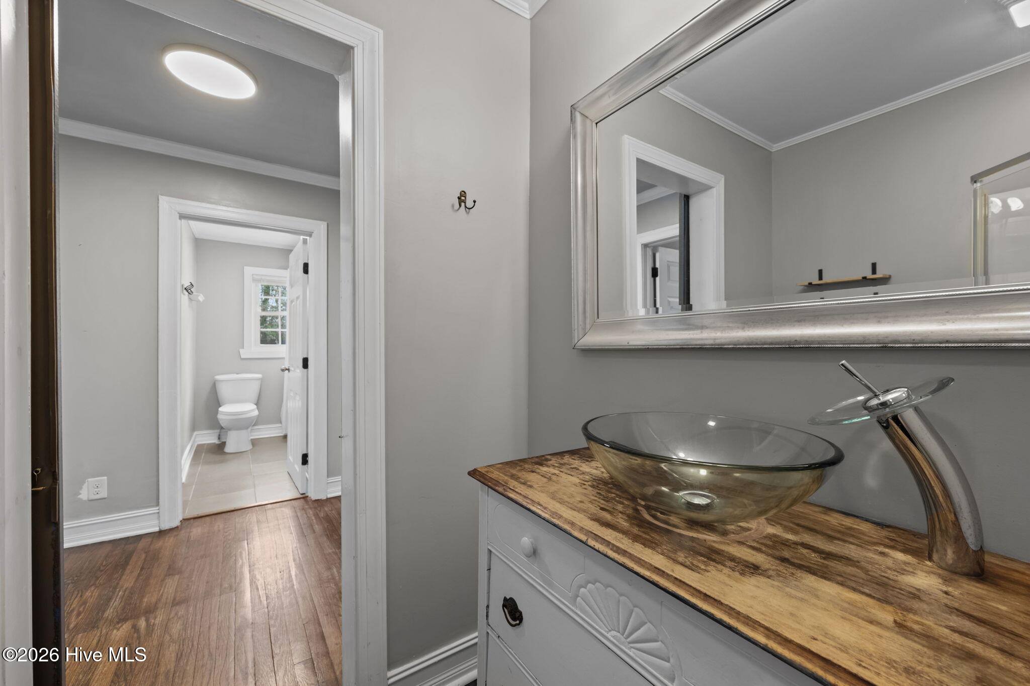 100555981 | Photo 16