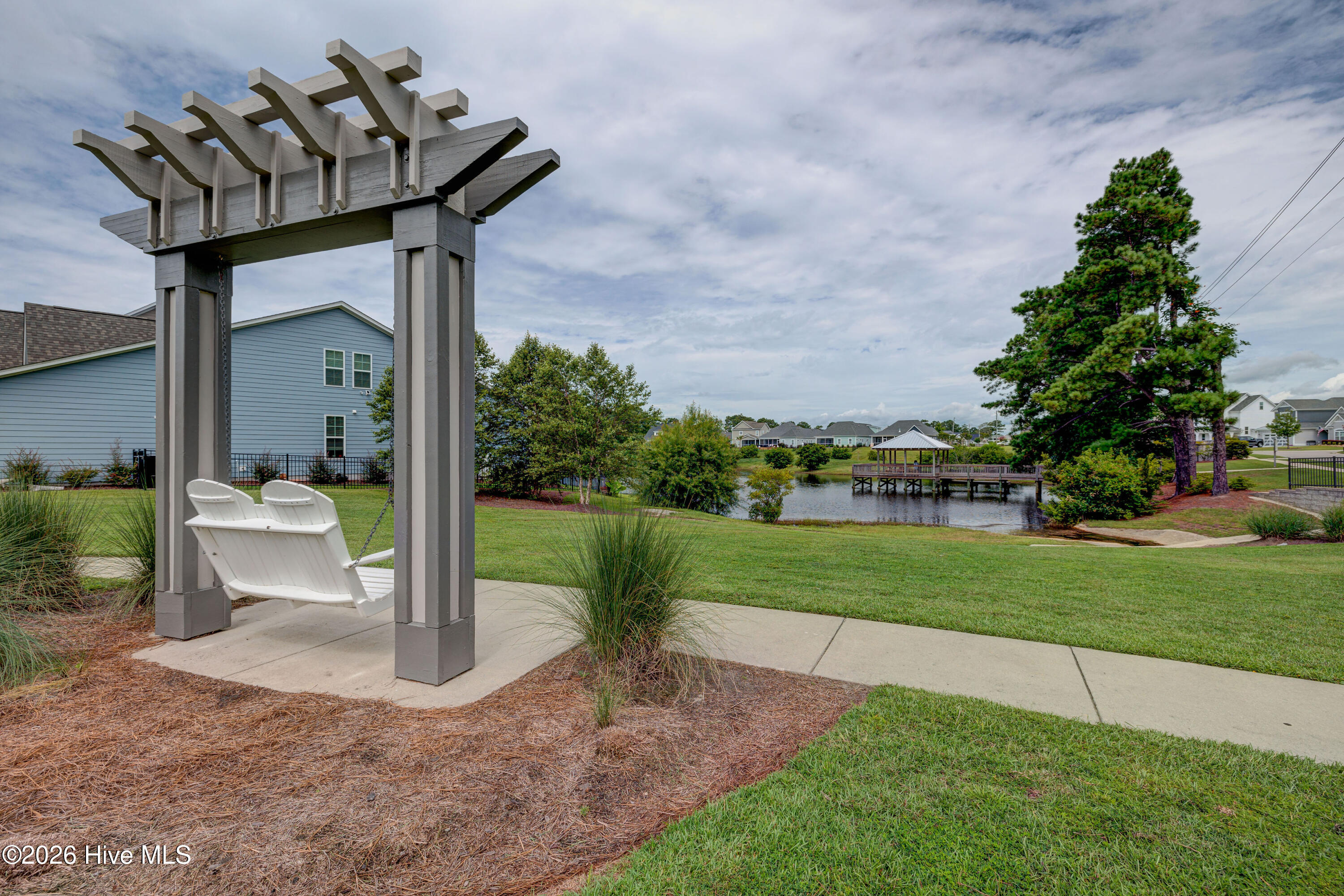 100553083 | Photo 55