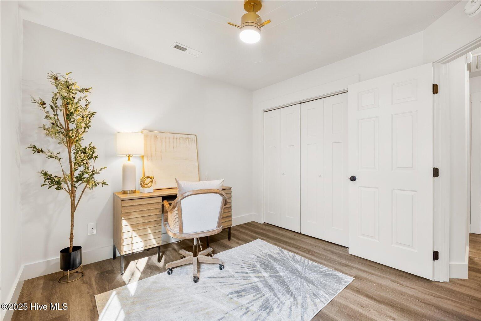 100541069 | Photo 27