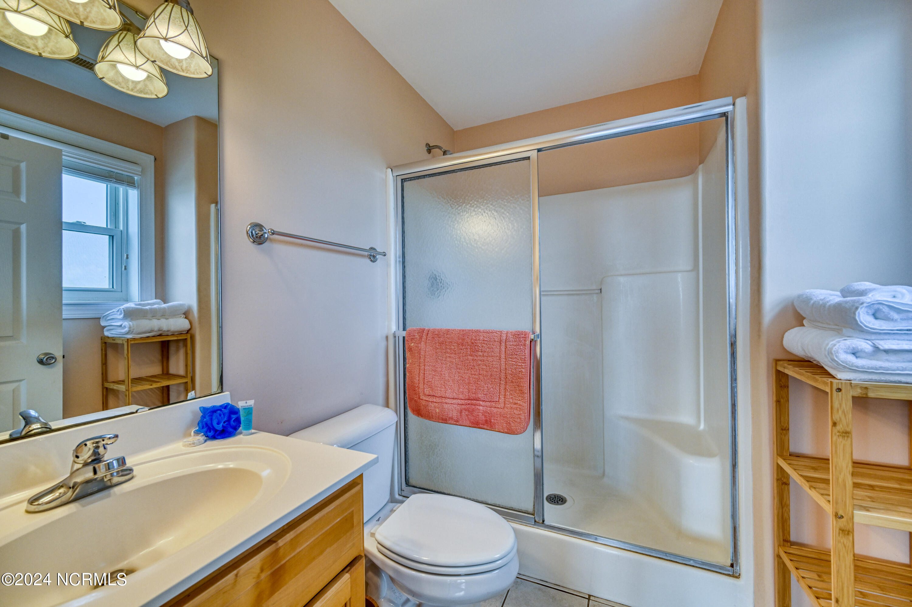 100533731 | Photo 31