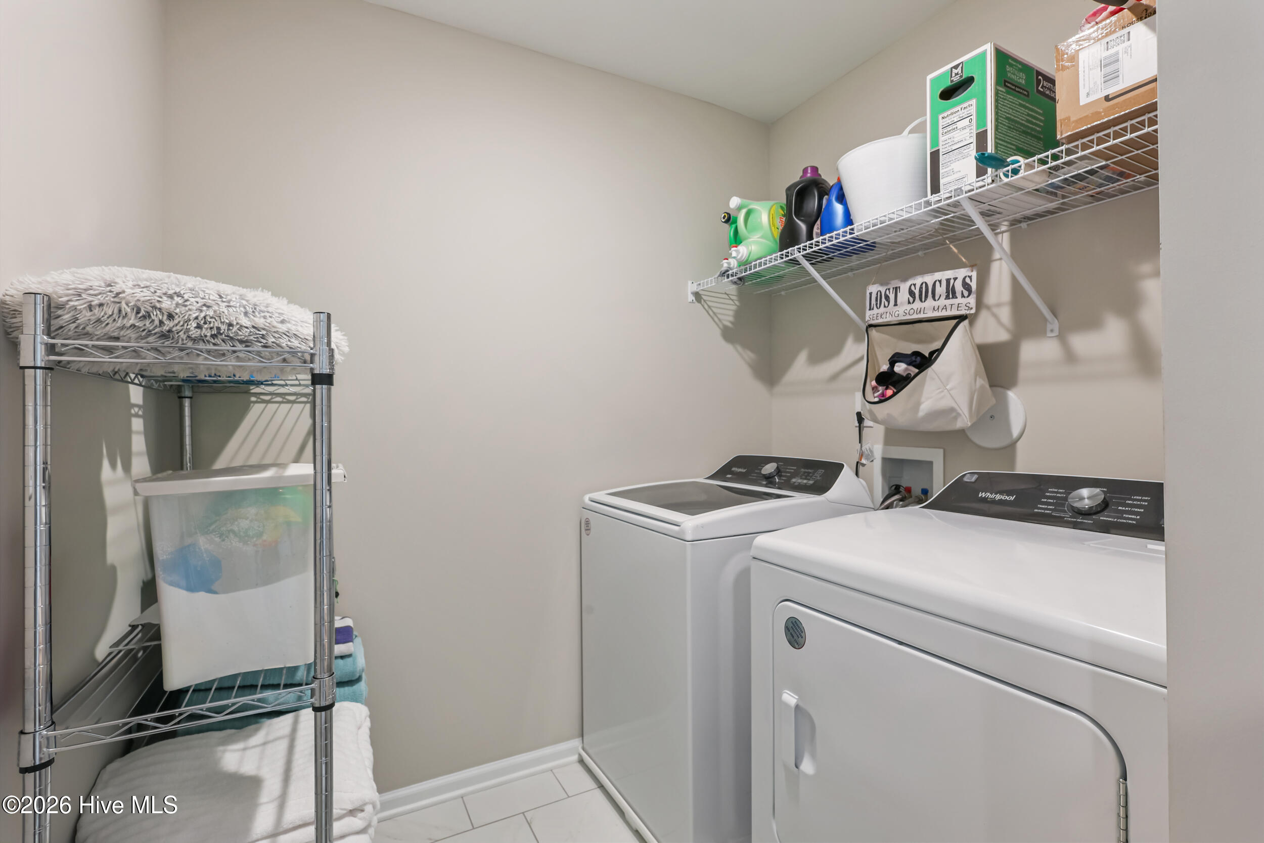 100565604 | Photo 25