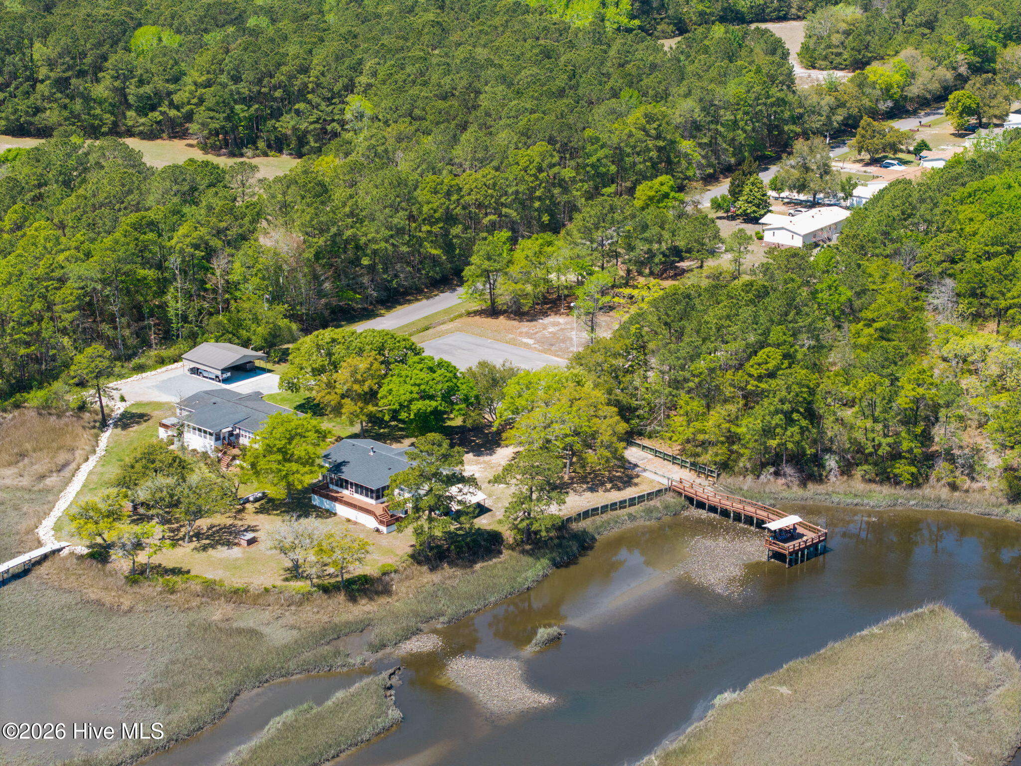 100565575 | Photo 36