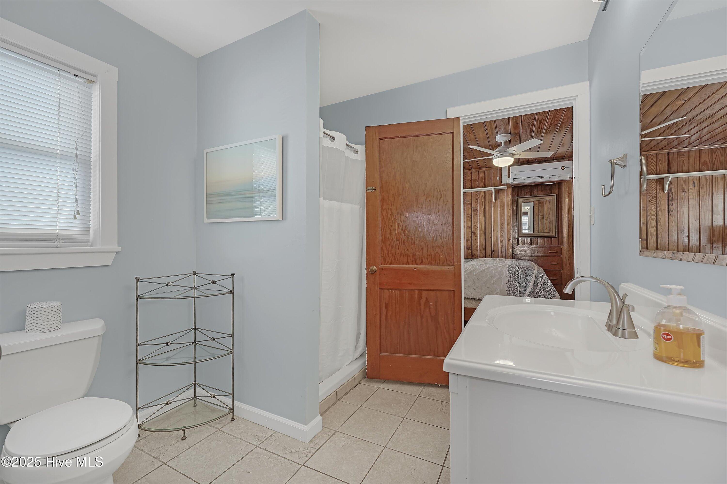 100486207 | Photo 42