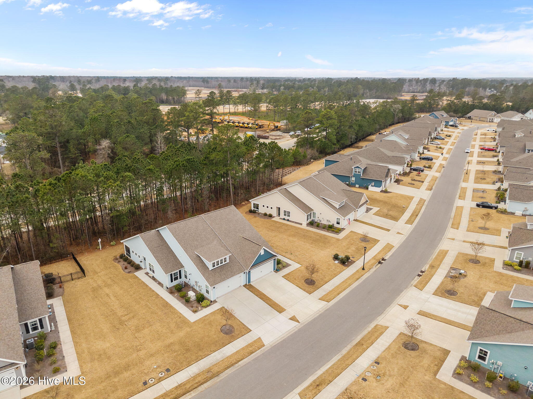 100558026 | Photo 57