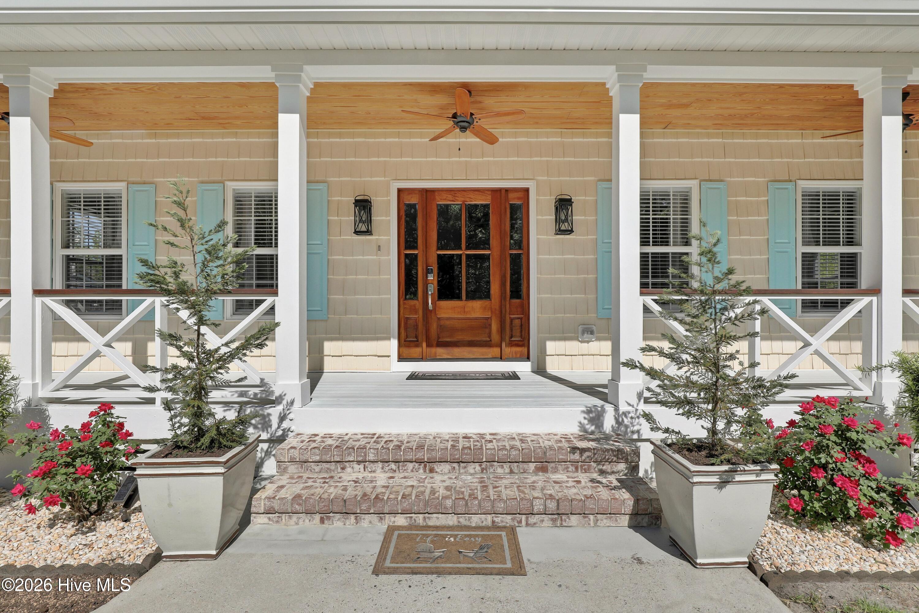 100567806 | Photo 10