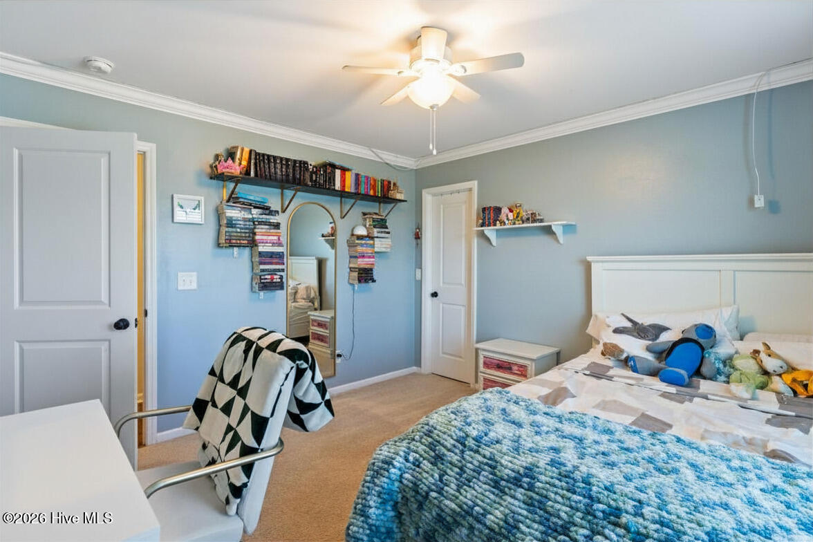 301 Palisades 