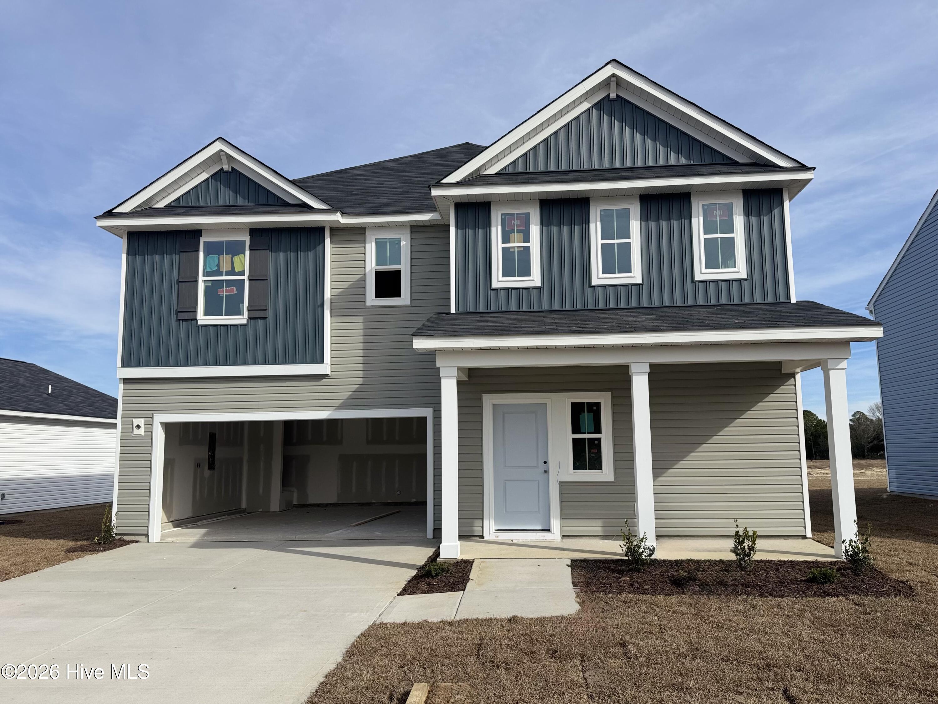 100533204 | Photo 41