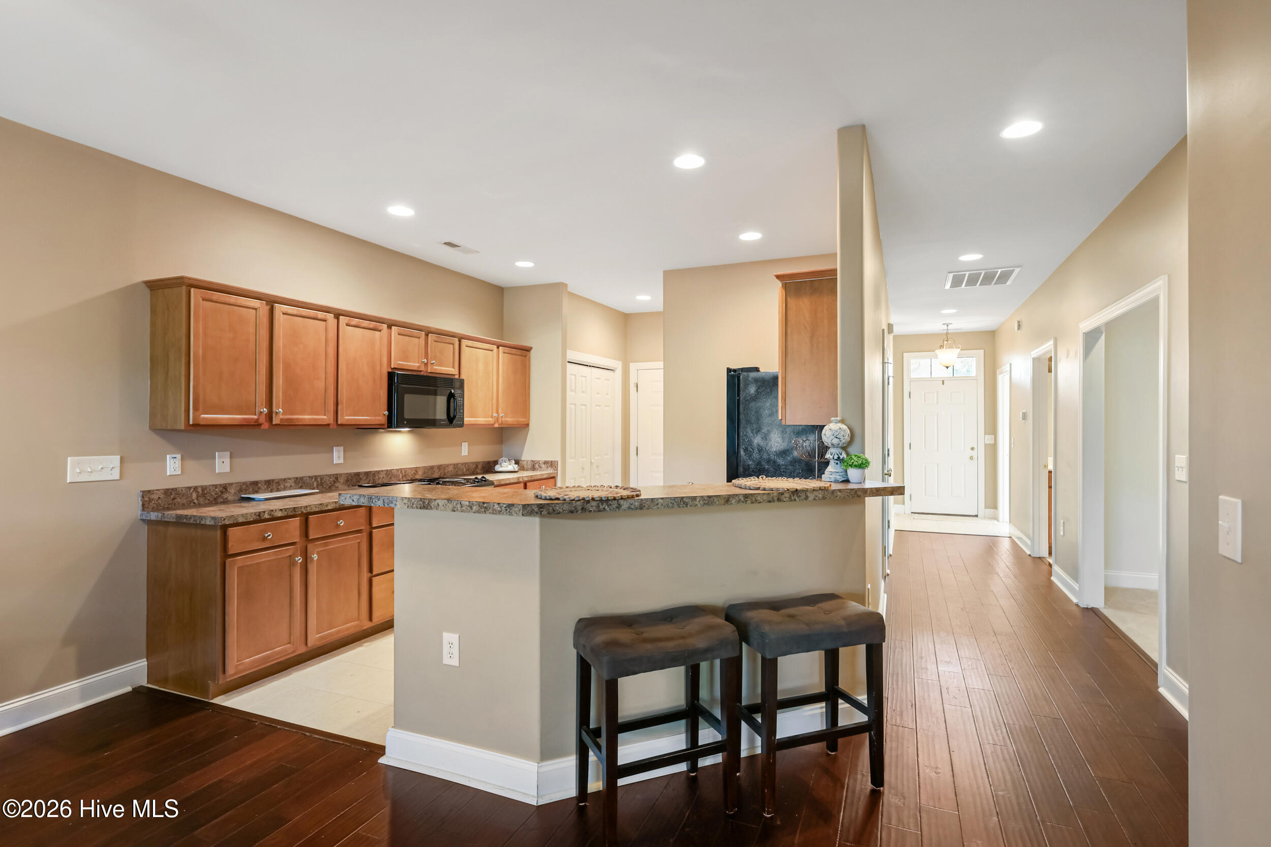 100552325 | Photo 22