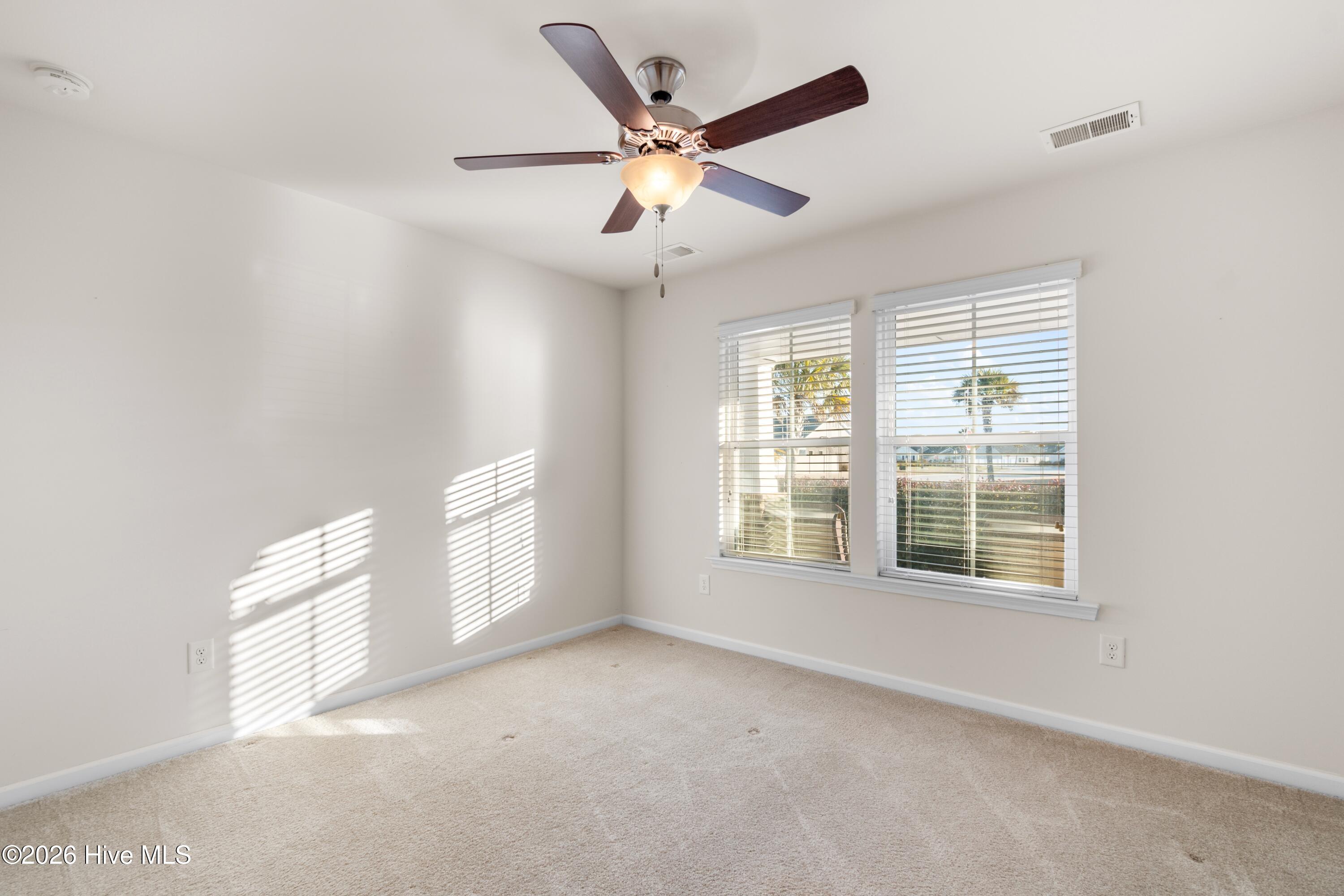 100556472 | Photo 28