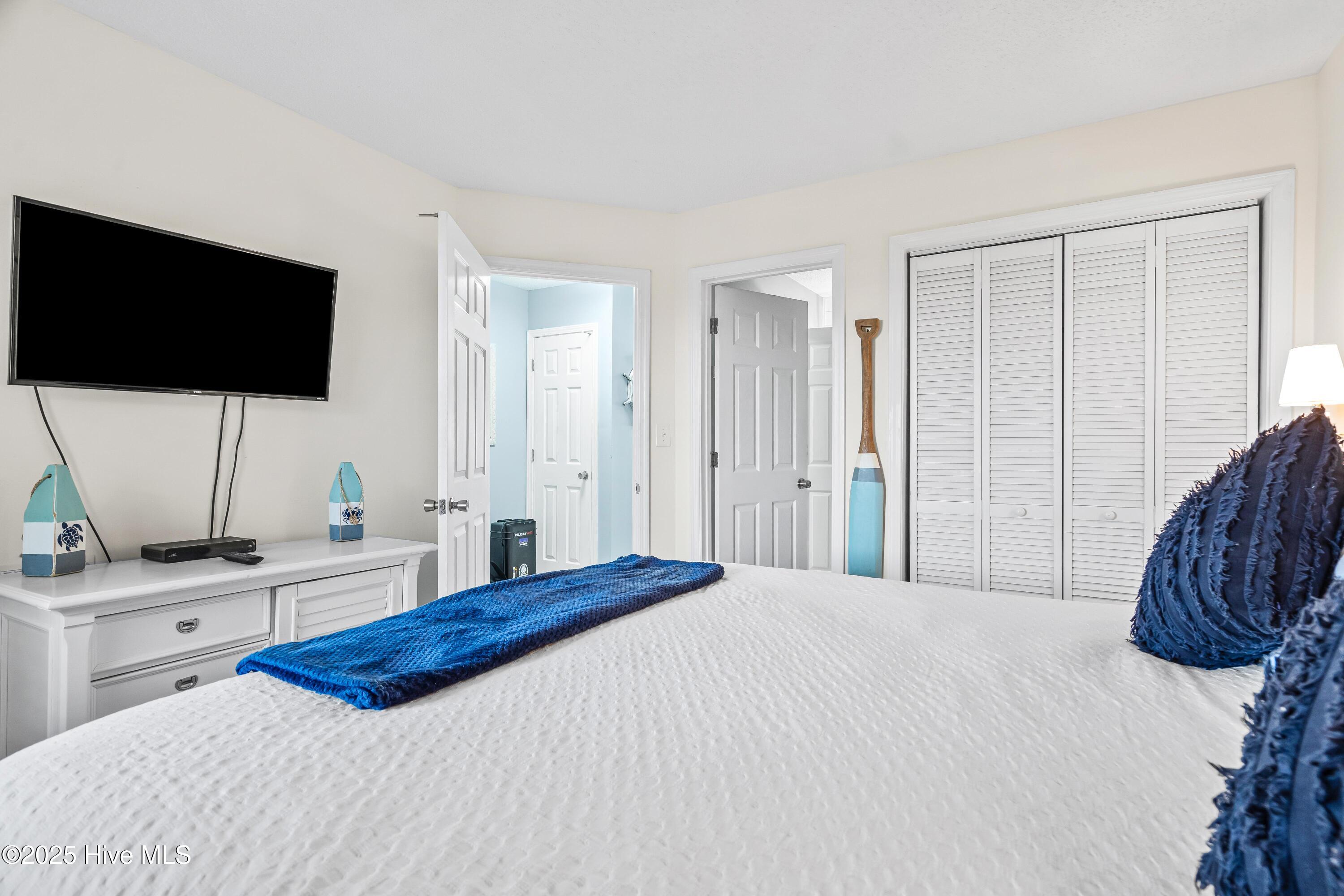 100543136 | Photo 21