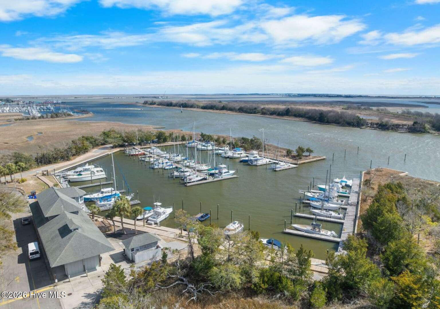 100539147 | Photo 37