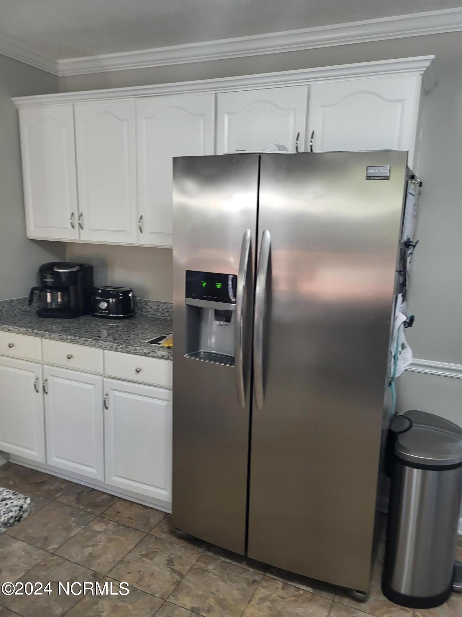 100568471 | Photo 39