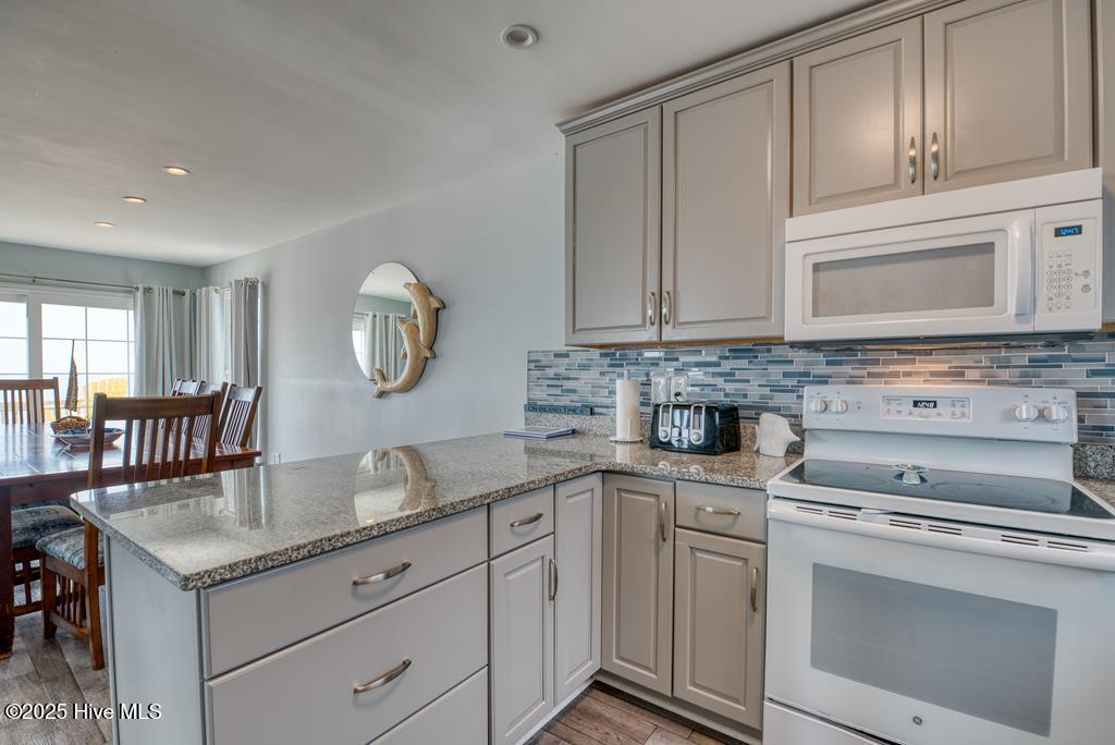 100518662 | Photo 20