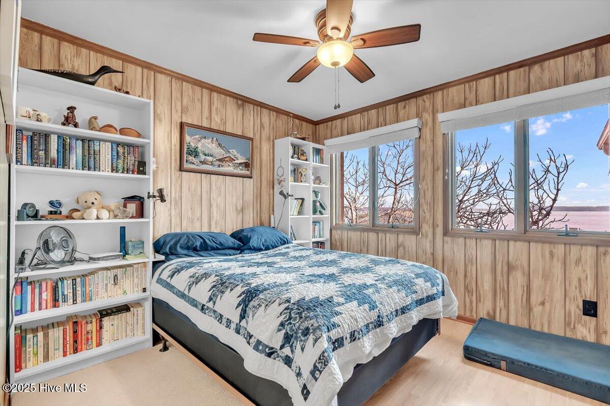 100546350 | Photo 35