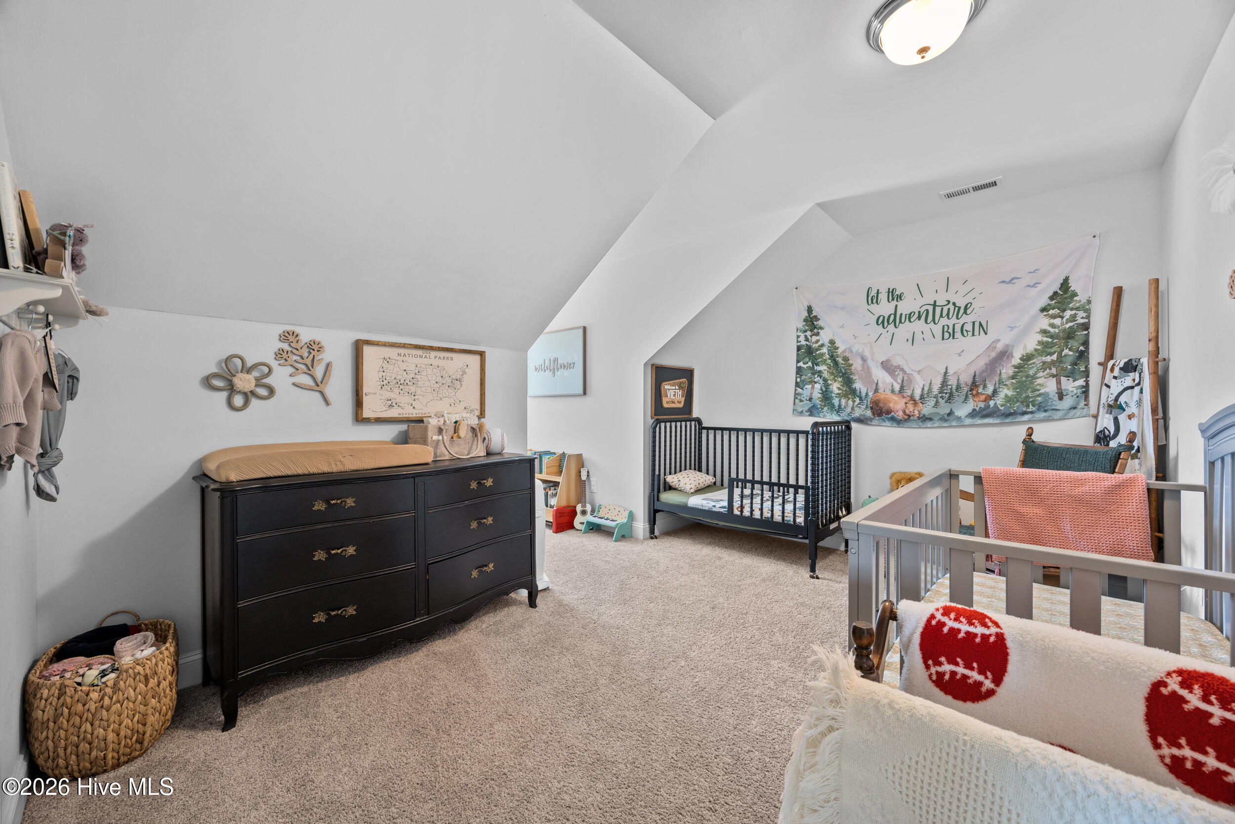 100555310 | Photo 28