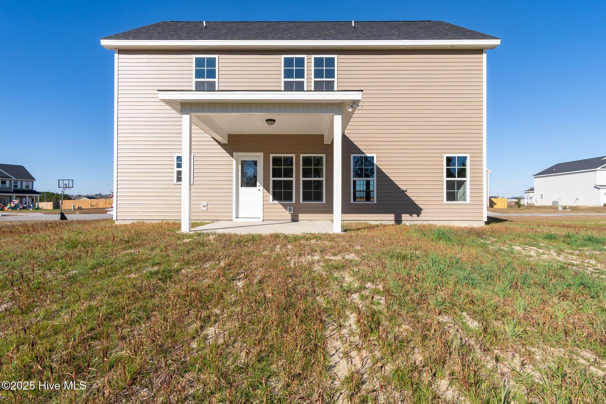 100531004 | Photo 45