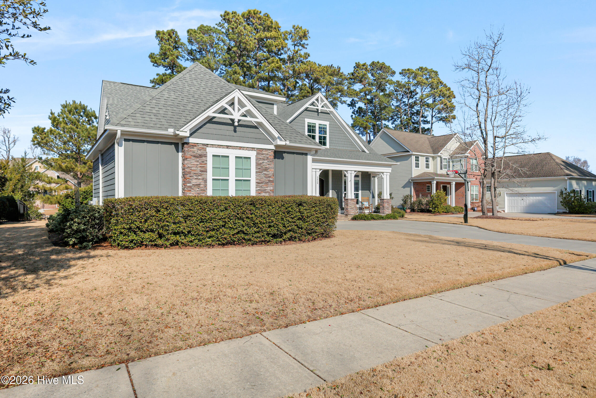 100554068 | Photo 47