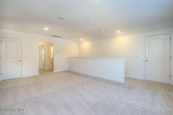 100555461 | Photo 27