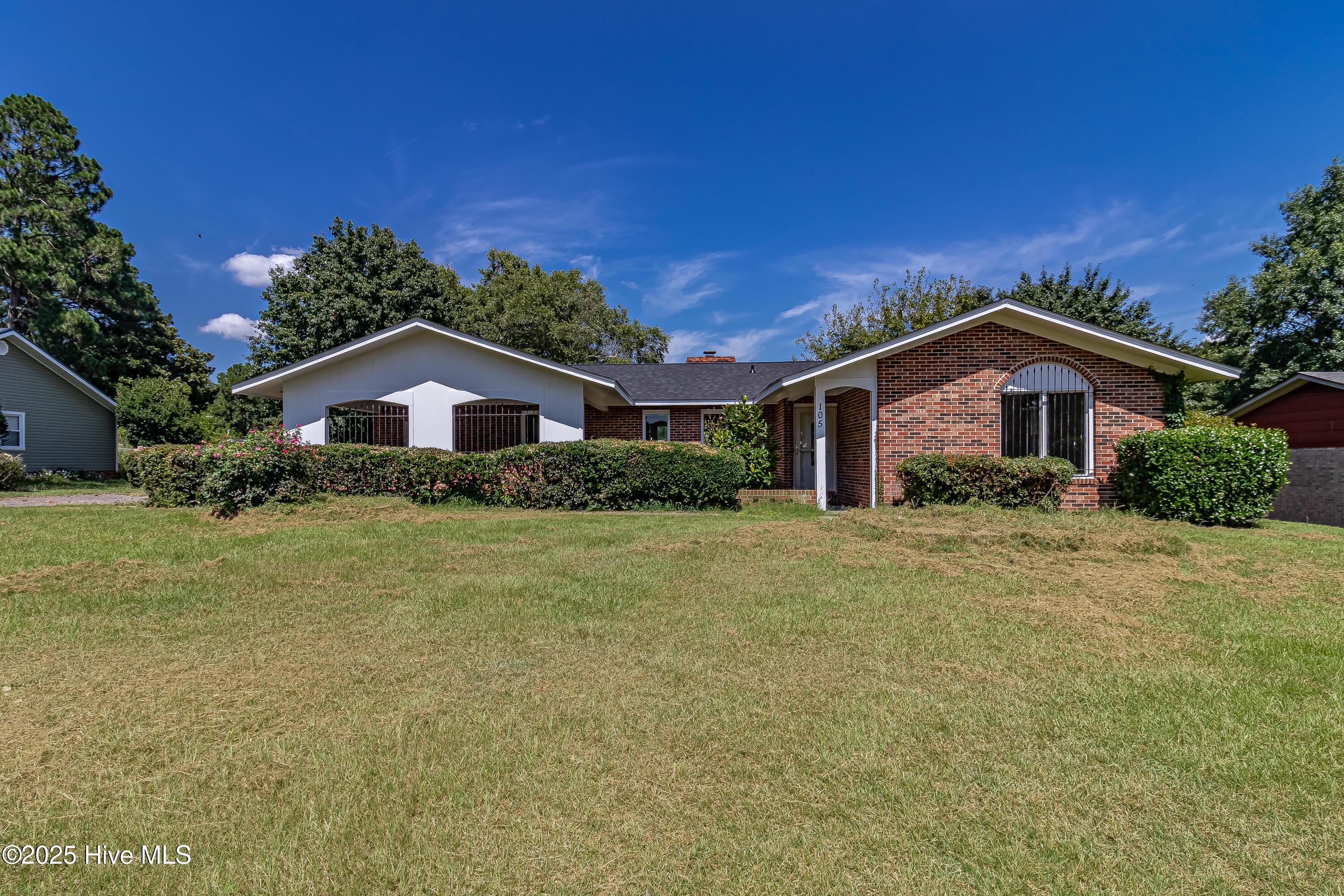 Homes for sale in Dudley, NC | 105 Allison Dr, Dudley, NC 28333 | MLS# 100521101