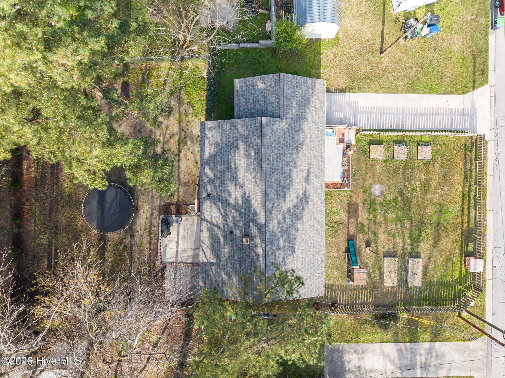 100561394 | Photo 37