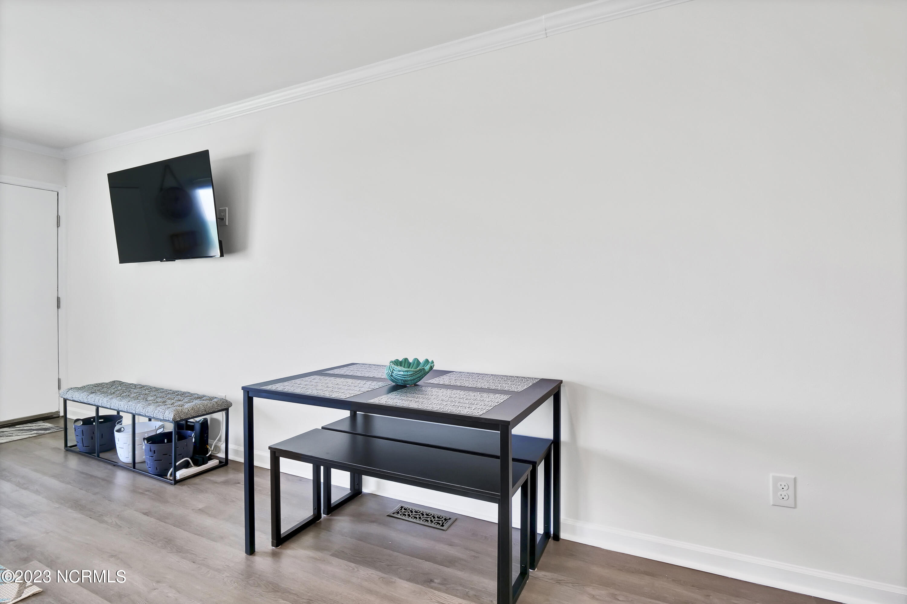 100526224 | Photo 12