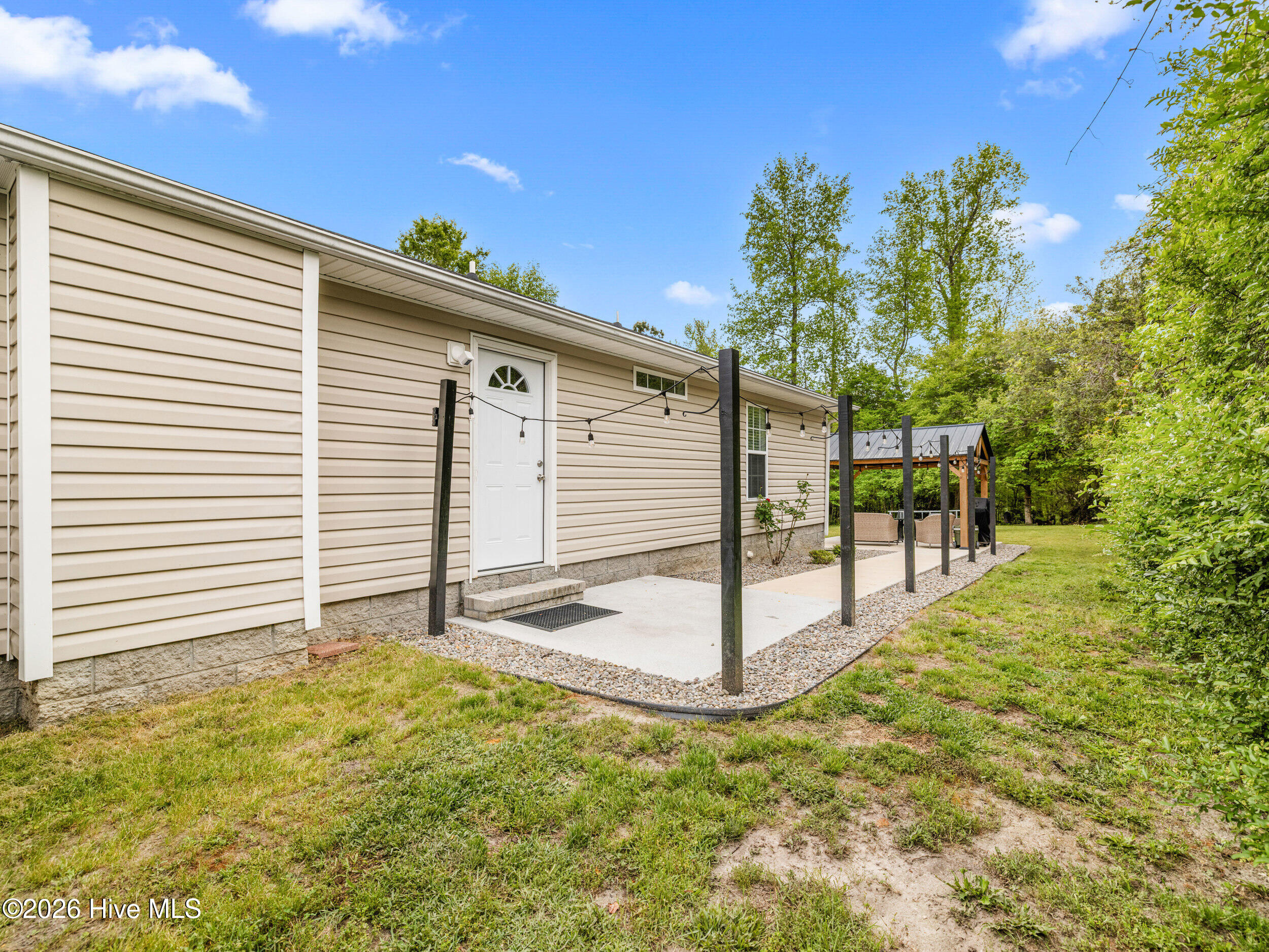 100567636 | Photo 34