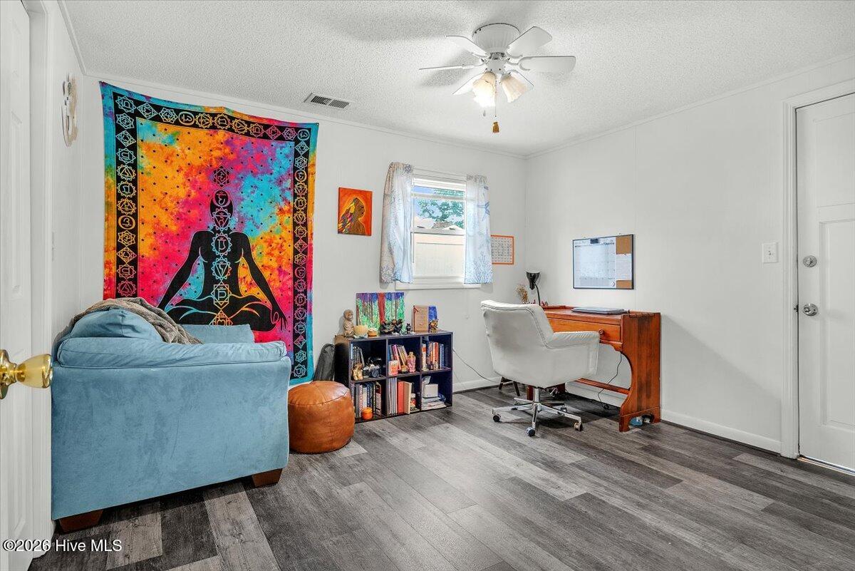 100551902 | Photo 87