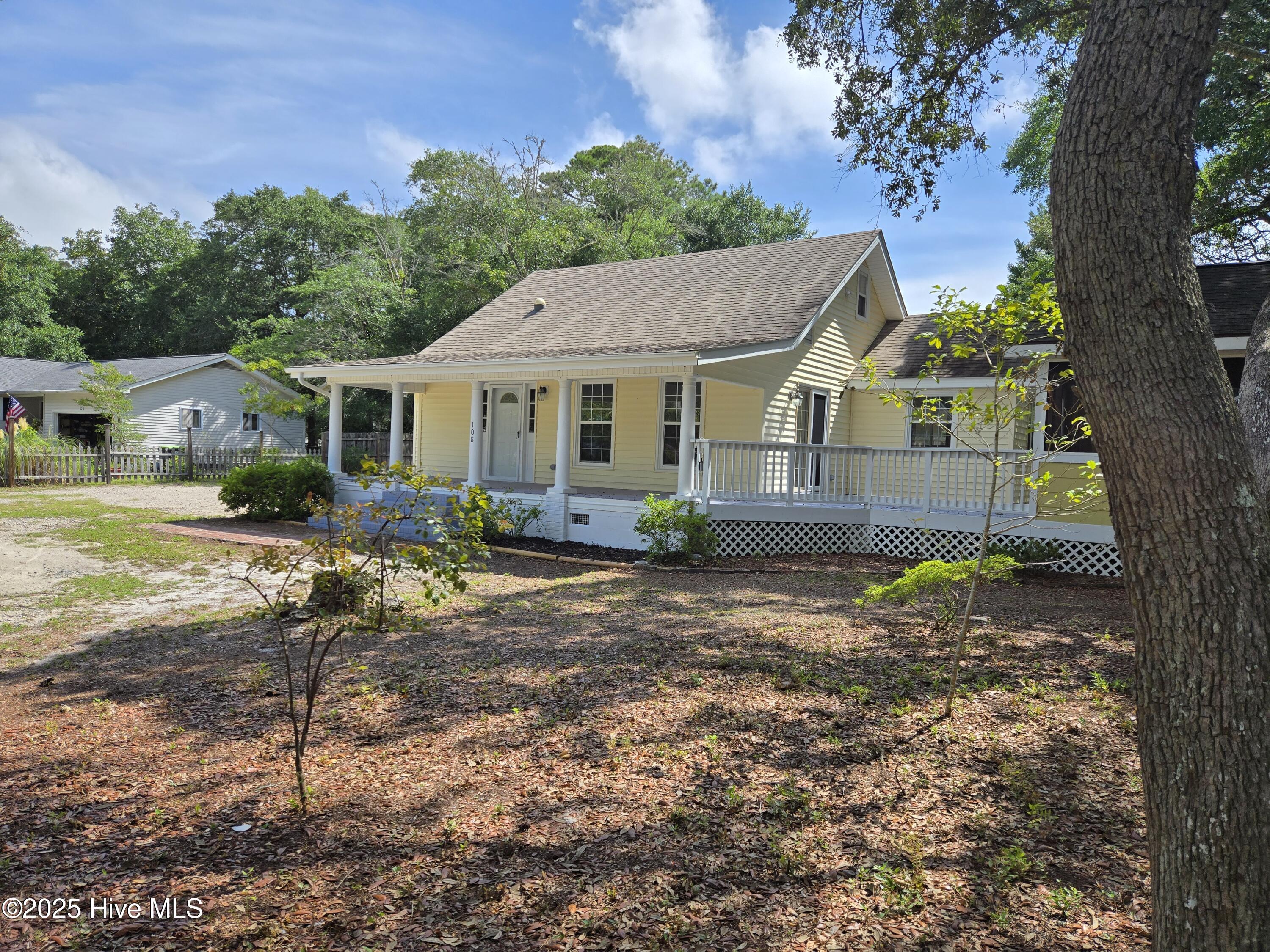 108 NW 29th Street, Oak Island, NC, 28465