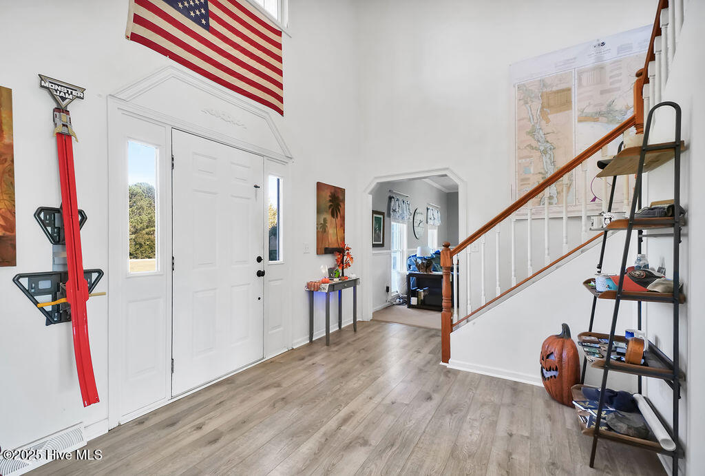 100537845 | Photo 18