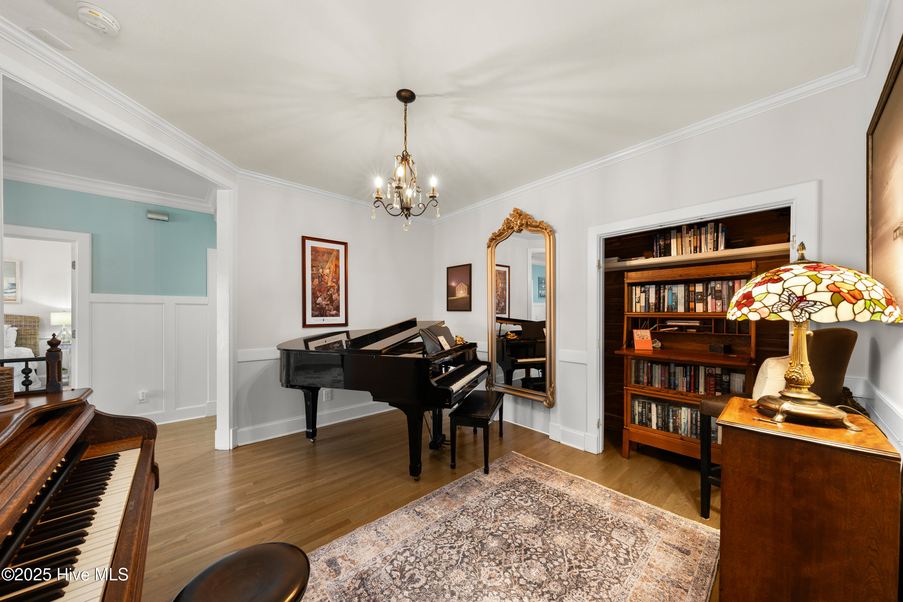 100541249 | Photo 18