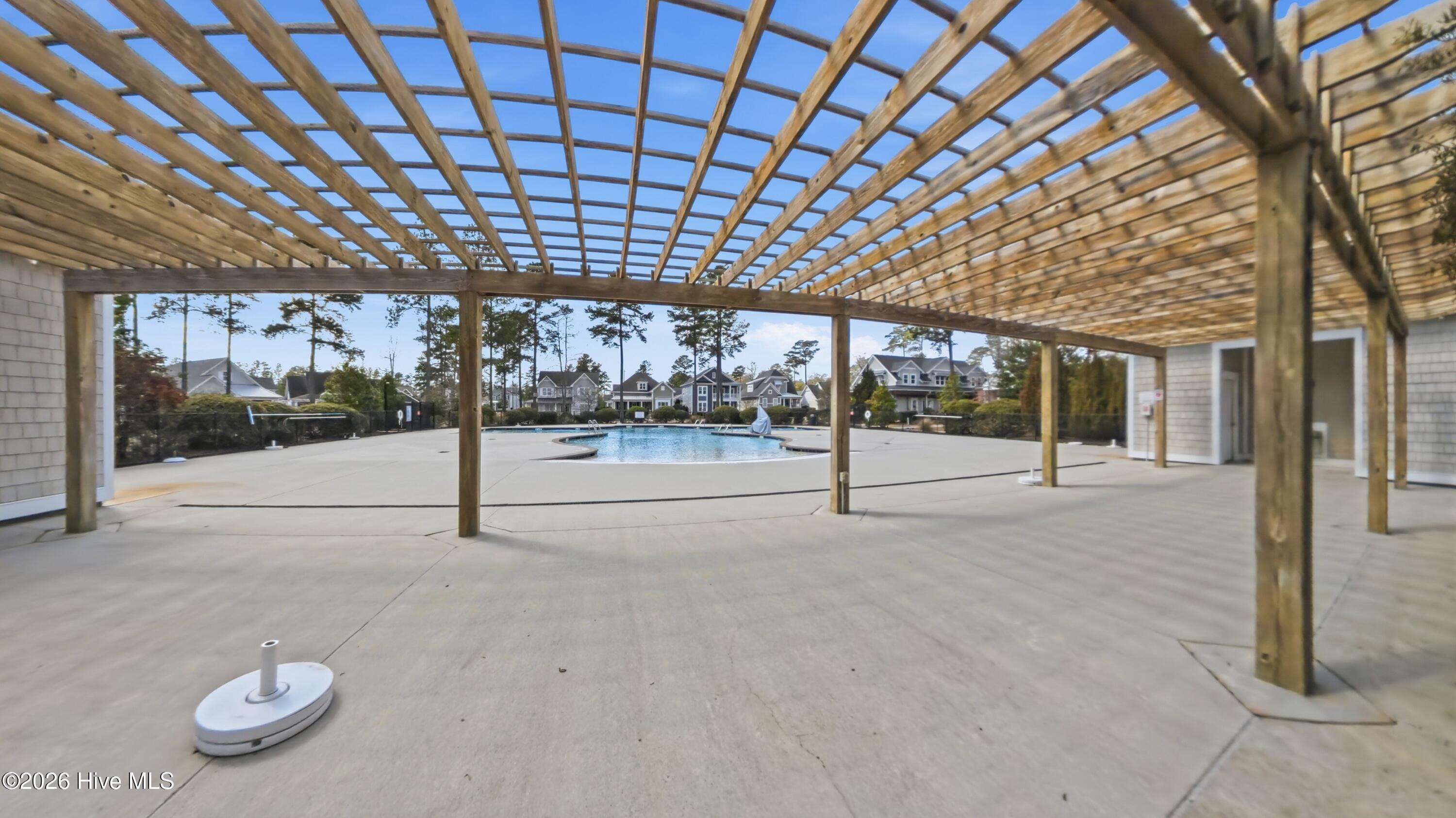 100558541 | Photo 93