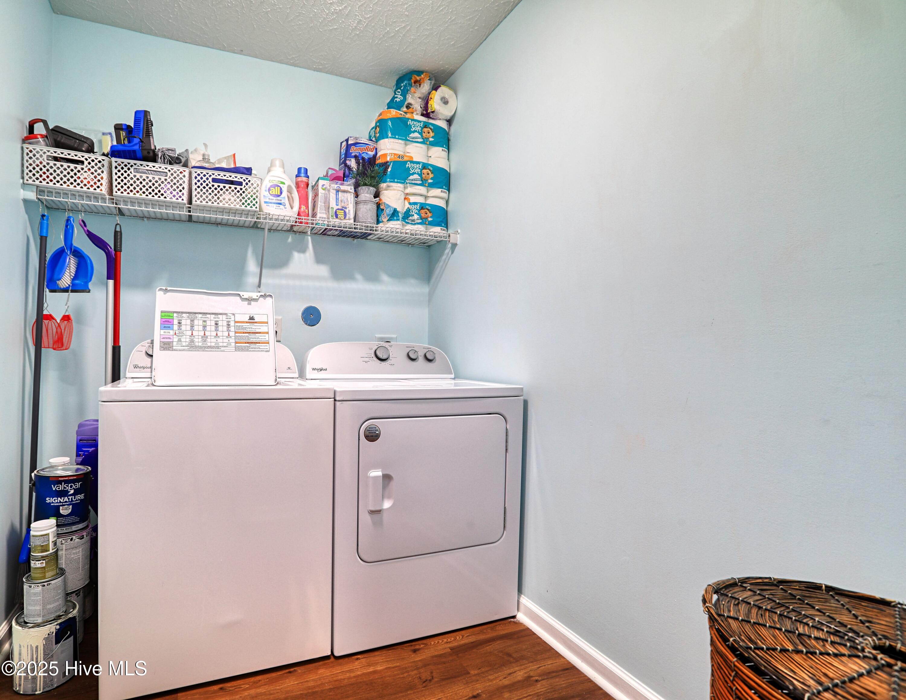 100506631 | Photo 23