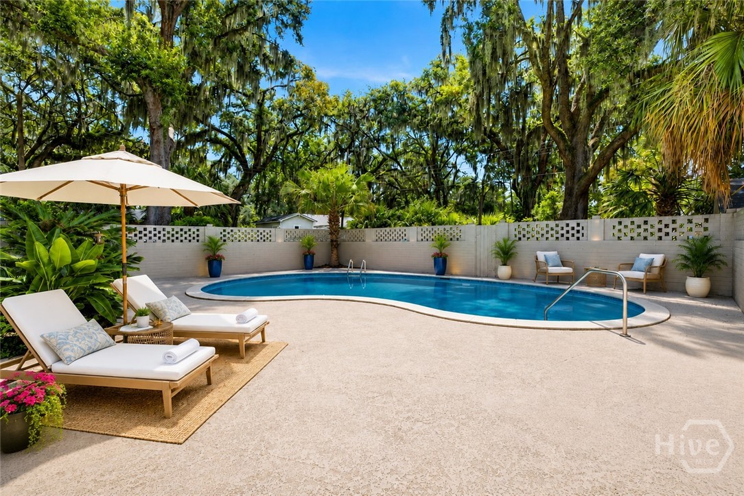 2nd image of 1461 Queensbury St, Savannah, GA 31406 | MLS# SA362041