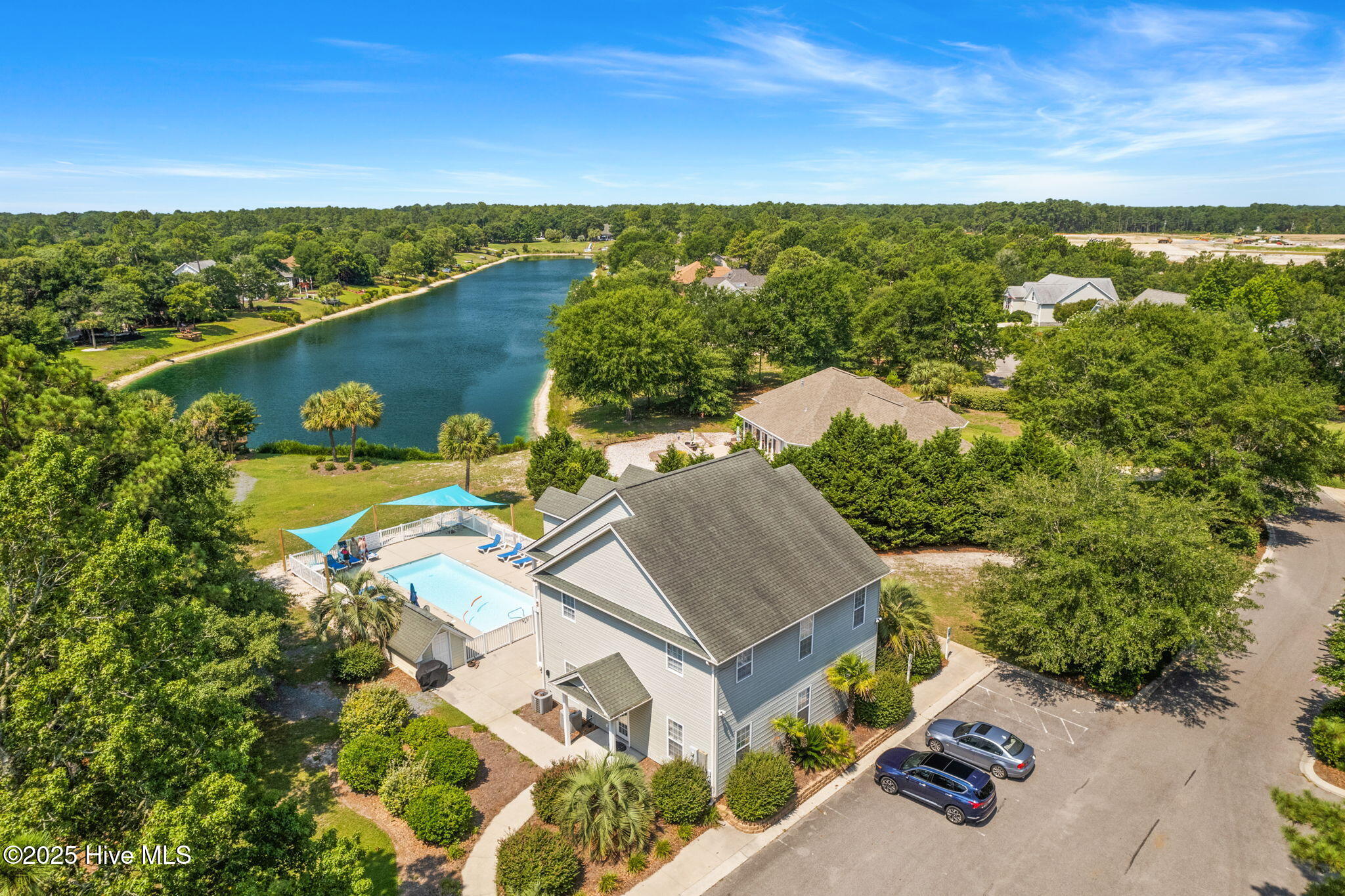 100522413 | Photo 57