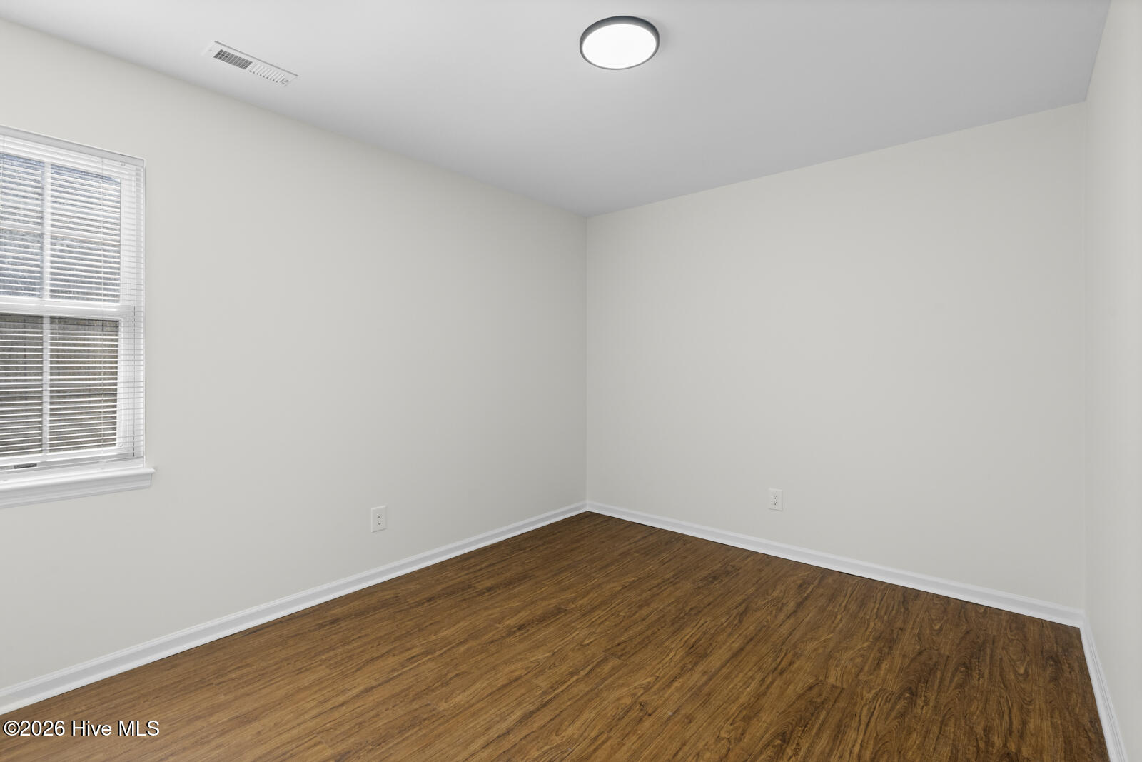 100559065 | Photo 21