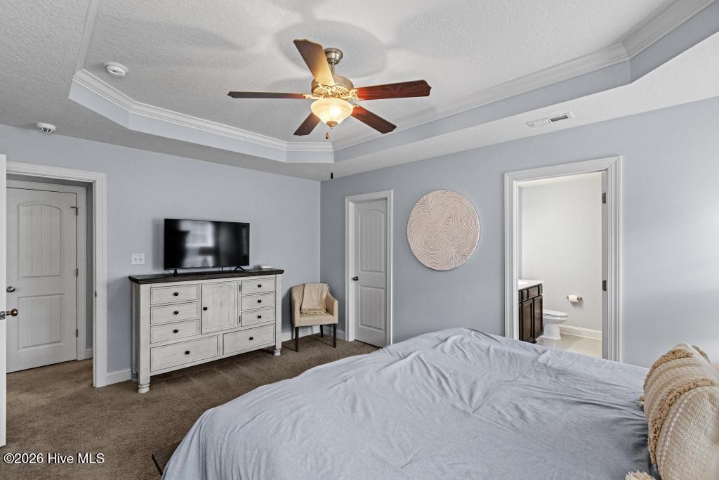 100560376 | Photo 33