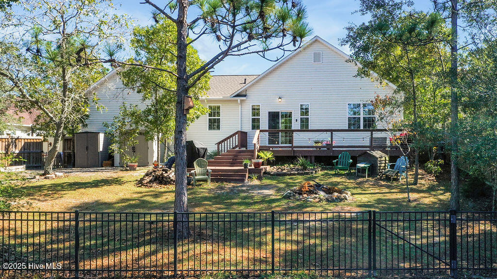 100536822 | Photo 38