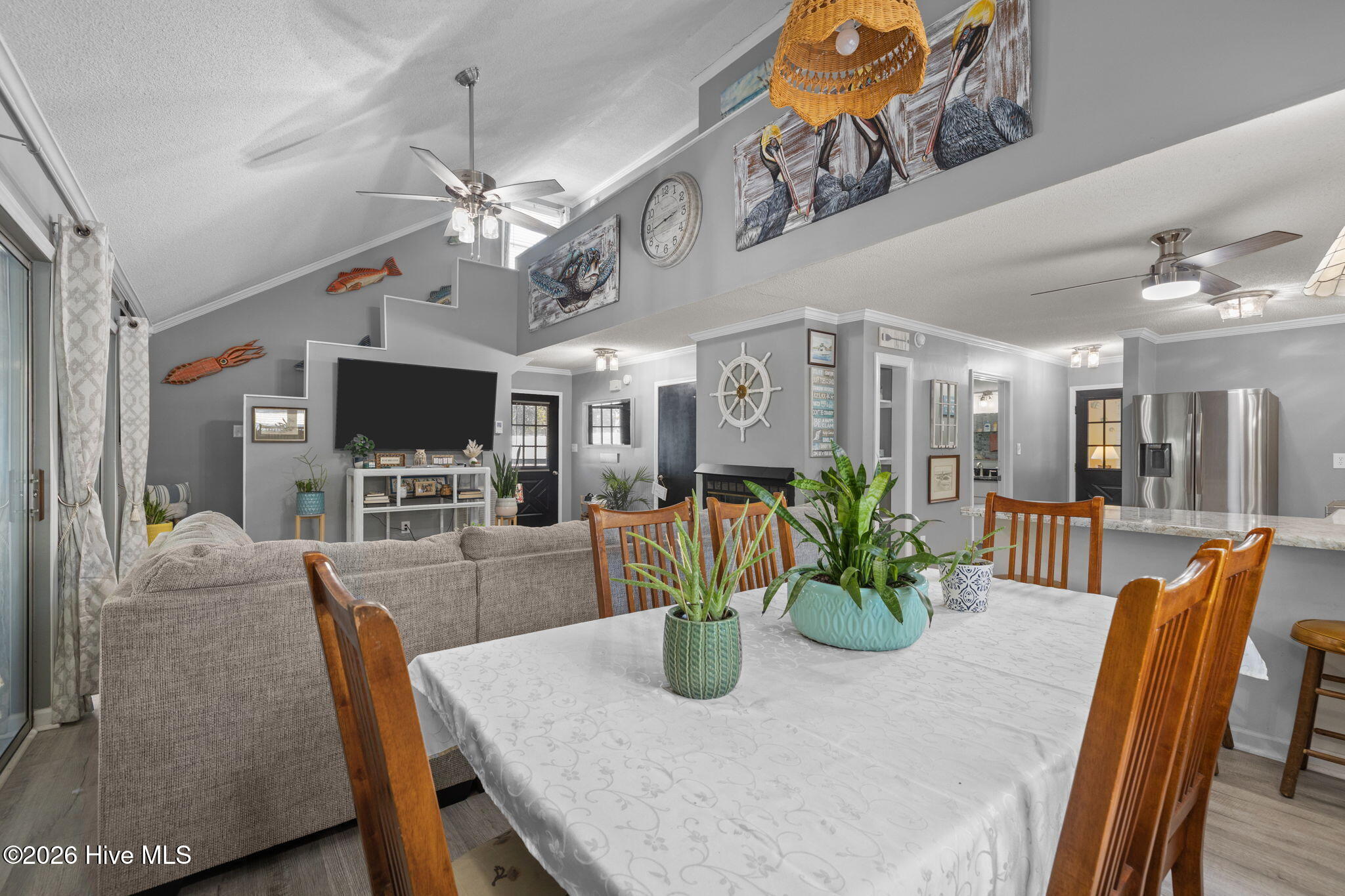 100553016 | Photo 20