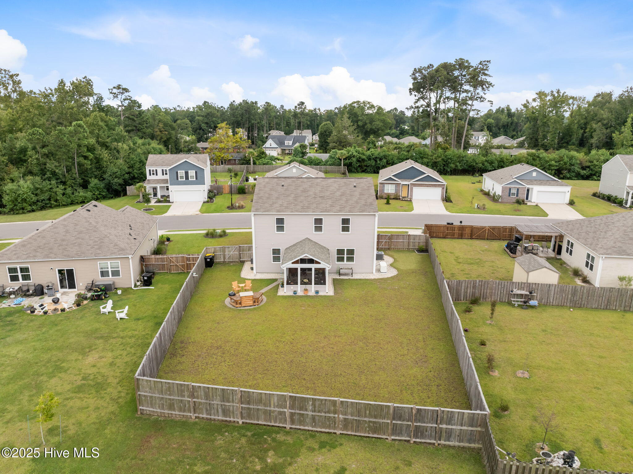 100532297 | Photo 37